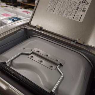 DAINICHI ダイニチ 石油ファンヒーター　FW-378LE　2012年製　タンク９ℓ　木造：１０畳　コンクリート：１３畳　札幌　西岡店