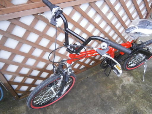 ☆ほぼ新品（新古品） ランボルギーニ 折り畳み自転車 6段変速