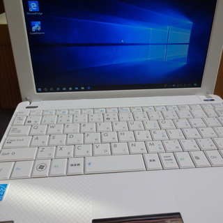 ネットブック　白い小型ノートPC　※売却済〆切