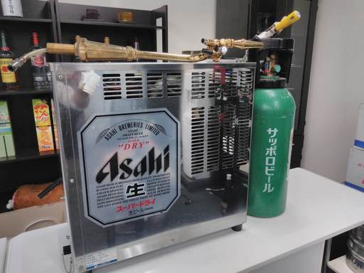 品です。】ビールサーバー。二酸化炭素 炭酸ボンベ 5kg とドラフト 品です。】ビールサーバー。二酸化炭素 炭酸ボンベ 5kg とドラフト