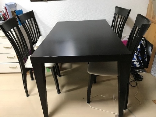 大塚家具テーブルと椅子2脚