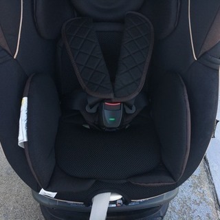 コンビ☆チャイルドシート ラクティアターン エッグショック TB-470