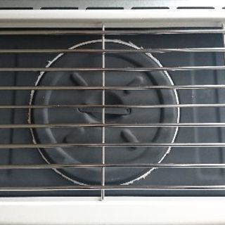 コロナ　煙突式灯油ストーブ　2015年製