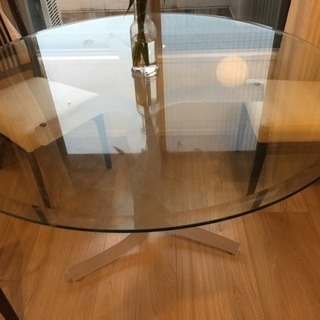 ガラス円形テーブル イタリア製 差し上げます