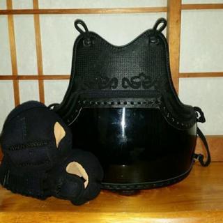 剣道防具セットです。傷、匂いも、全く無いです。