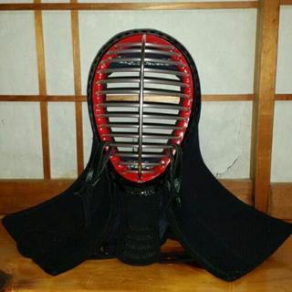 剣道防具セットです。傷、匂いも、全く無いです。