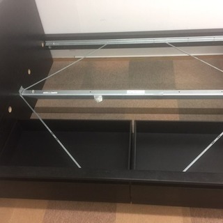 🌹🌹引き出し付きのQUEEN サイズのベッド🌹🌹