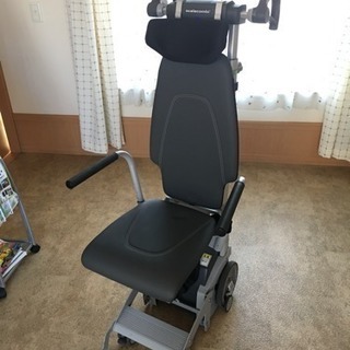 大幅値下げ！可搬型階段昇降機スカラモービル