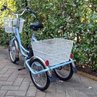 未使用♪三輪自転車♪16インチ♪シングルスピード♪YASHIDI♪ 未使用♪三輪自転車♪16インチ♪シングルスピード♪YASHIDI♪