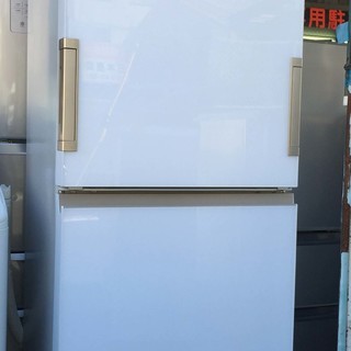 超美品！SHARP　両面開きドア☆3ドア冷蔵庫356L　2018...