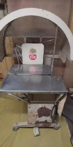 自動紐掛機 古いですが動作します