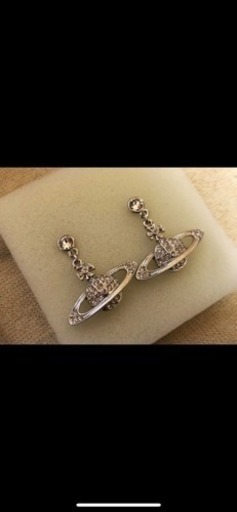 ヴィヴィアンウエストウッド ピアス 美品♡
