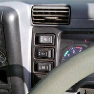 此れがあれば便利です。2トントラック アルミ箱付き低料金でお