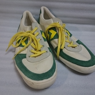 受付中 Hummel ヒュンメル スニーカー デンマーク アイテム 高田の靴 スニーカー の中古あげます 譲ります ジモティーで不用品の処分 受付中 Hummel ヒュンメル スニーカー デンマーク アイテム 高田の靴 スニーカー の中古あげます 譲ります ジモティーで不用品の処分