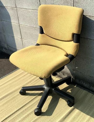 Itoki イトーキ Vertebra オフィスチェア Joifa602 イエローグリーン 47 45 高さ85cm 中古品 Jm159 はぁとらいん 尼崎のオフィス用家具 いす の中古あげます 譲ります ジモティーで不用品の処分