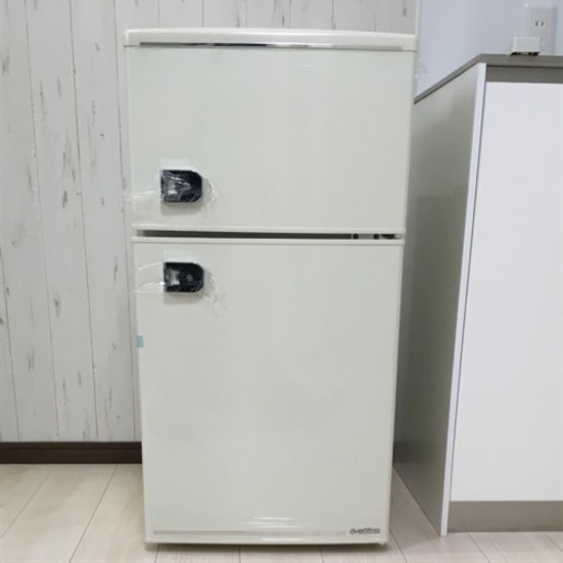 お取引中 2018年製 新品 エスキュービズム 85L2ドア冷蔵庫 WRD-2090W レトロホワイト