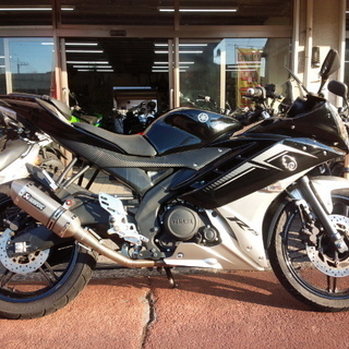 NO.2344　ＹＺＦ－Ｒ１５　水冷４サイクル４バルブ１５０ｃｃ　ＦＩ車　アクラポビッチマフラー　バックステップ　リヤフェンダーレス　☆彡 NO.2344 YZF－R15 水冷4サイクル4バルブ150cc FI車