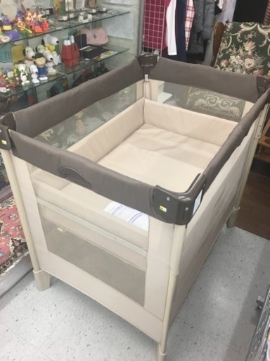 【中古品】ベビーベッド ココネル アップリカ
