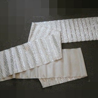 袋帯　表地　正絹　銀糸　織模様　菱形　菊　長さ　約４０５センチ　...