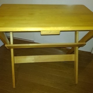 木製折り畳み式テーブル