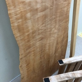 トチ 天然木テーブル