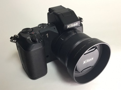 Nikon 1 V2、Nikon 1 10-30mm、FT1をセットで。