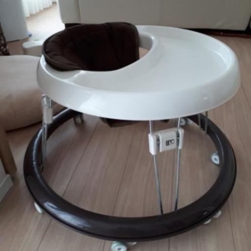 赤ちゃん用歩行器
