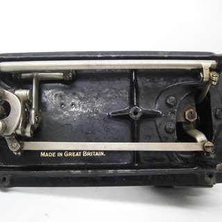 ミシン シンガー レトロ アンティーク SINGER 本体と木製ケース