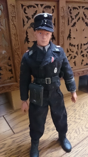 ドラゴンミリタリーフィギュアドイツ兵の皆さんとオマケ着き まめさん 天下茶屋のフィギュアの中古あげます 譲ります ジモティーで不用品の処分