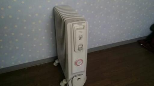 デロンギ　オイルヒーター