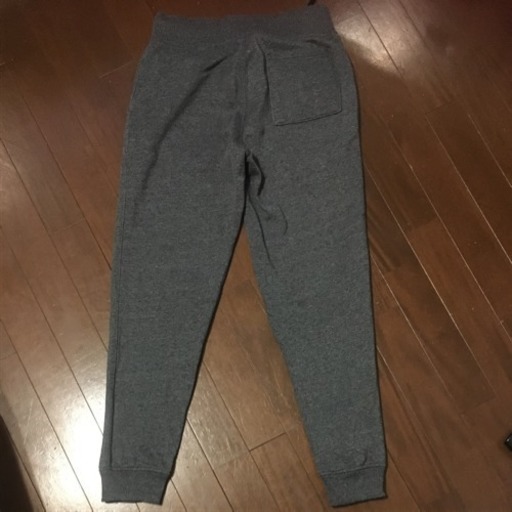 Old Navy メンズ スウェットパンツ Xs ノーデコライ 横浜のパンツ メンズ の中古 古着あげます 譲ります ジモティーで不用品の処分