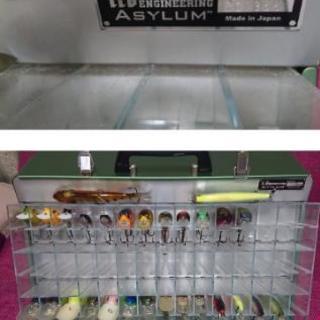 【最終値下げ】メガバス  ASYLUM タックルボックス ルアー付き