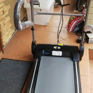 ルームランナー(アルインコ製)売ります。