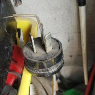 溶接機売ります。