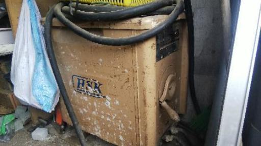 溶接機売ります。