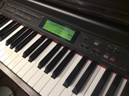 ヤマハ  電子ピアノ  クラビノーバ   CLP-711  引取り限定