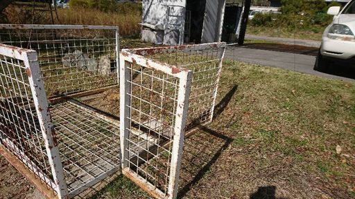 鉄骨製品犬小屋