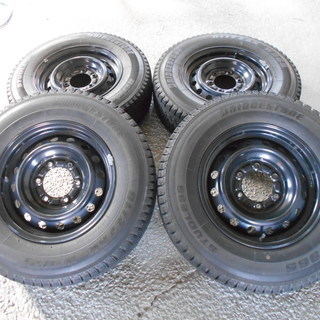 200系　ハイエースバン　鉄　スチール　ホイールセット　１９５／８０Ｒ１５　タイヤはおまけ