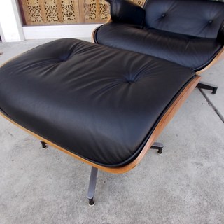 イームズ　ラウンジチェア　本革　ウォールナット材　リプロダクト　ミッドセンチュリー名作