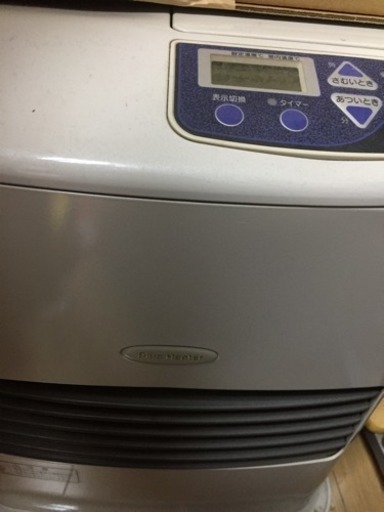 (お取引完了)石油ファンヒーター\u0026灯油入れ  ストーブ