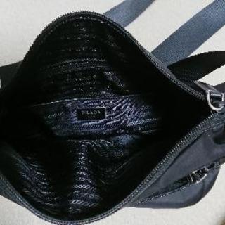 極美品】PRADAのショルダーバック