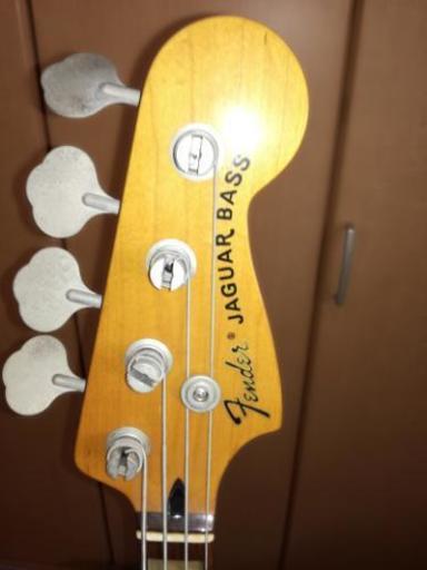 FENDER  JAPAN  ジャガーベースギター