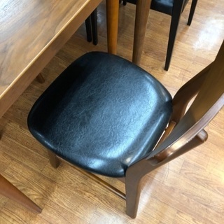 ノーチェのコンパクトダイニングテーブル3点セット！