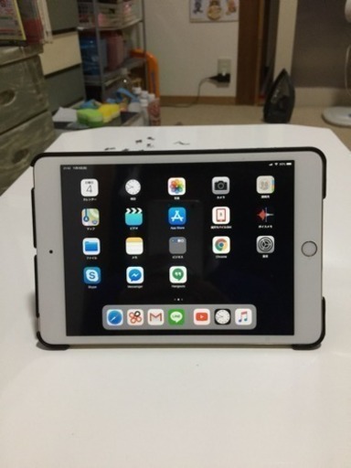 iPad mini 3 docomo 16G ケース付き