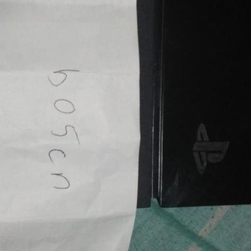 初期型PS4本体です。
