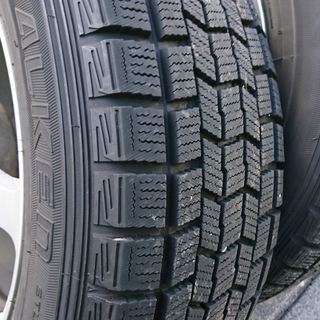 値下げ スタッドレスタイヤホイール4本ＳＥＴ　ヴェルファイア、アルファードにぴったり　215/65/16　バリ山