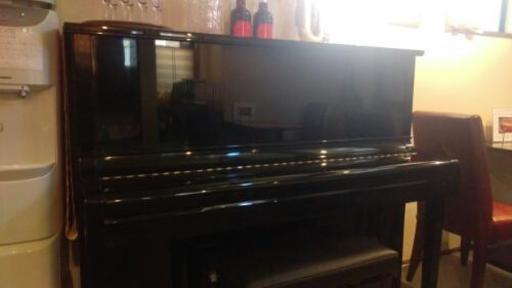 アップライトピアノ　KAWAI　KU-1D