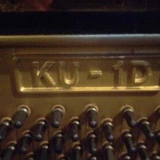 アップライトピアノ　KAWAI　KU-1D