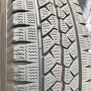 ハイエース200系ホイールとスタッドレス4本