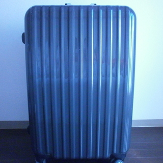 中古　美品　スーツケース 　黒